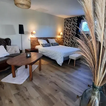 Galets Et Bois Flottes Proche Gold Meuble De Tourisme 4 Etoiles Prázdninový dům Meuvaines