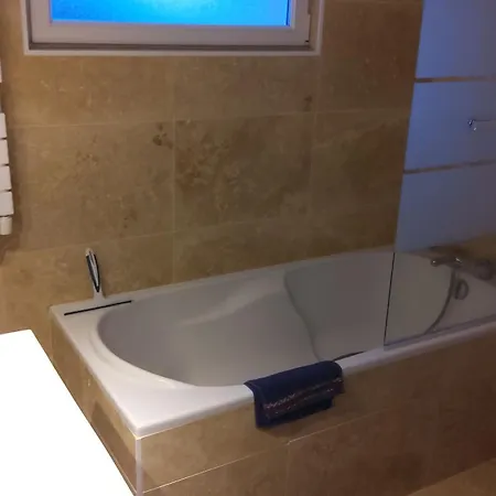 Holiday home Galets Et Bois Flottes Proche Gold Meuble De Tourisme 4 Etoiles Meuvaines