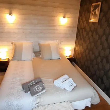 Galets Et Bois Flottes Proche Gold Meuble De Tourisme 4 Etoiles Prázdninový dům