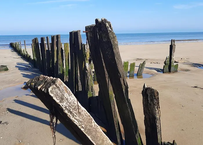 Galets Et Bois Flottes Proche Gold Meuble De Tourisme 4 Etoiles * Meuvaines