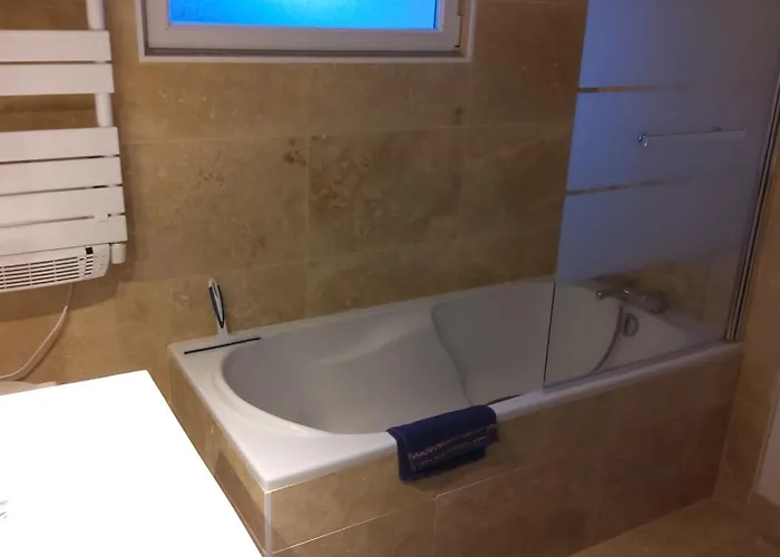 Semesterbostad Galets Et Bois Flottes Proche Gold Meuble De Tourisme 4 Etoiles Meuvaines